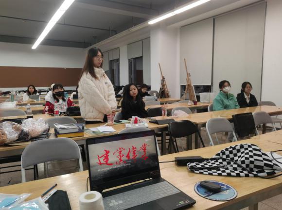 发言人1王雨 发言人1王雨